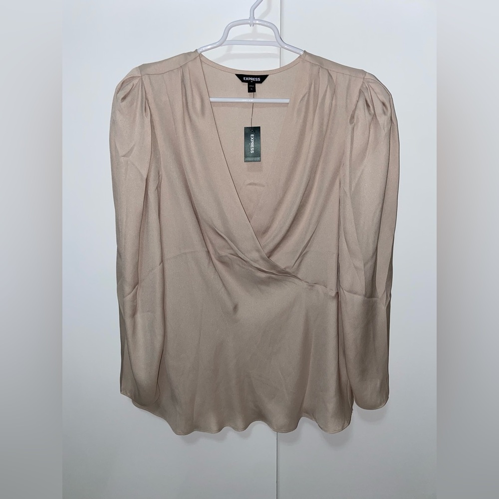 Eggshell Blouse from Express - Size: XL